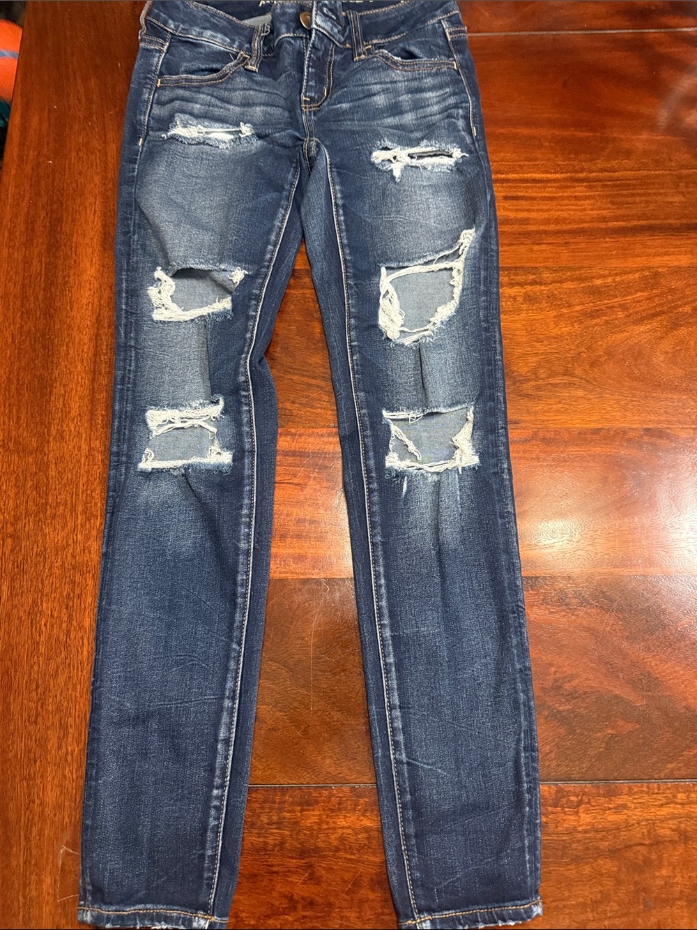 American Eagle Dark Blue Distressed Women's Skinny Jeans